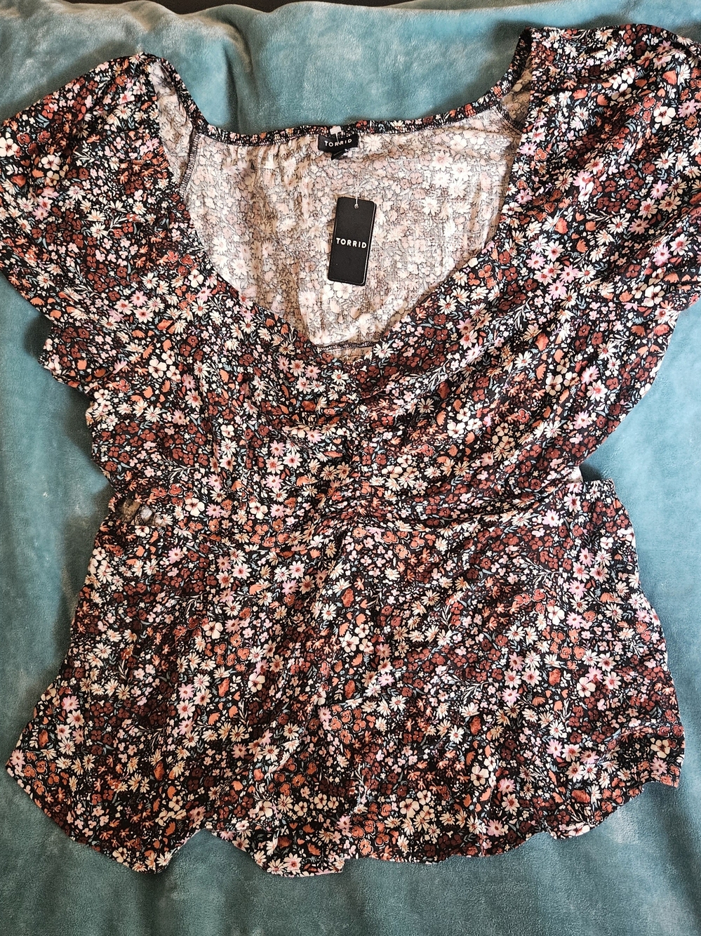 Torrid Black Floral Peplum Women’s Top